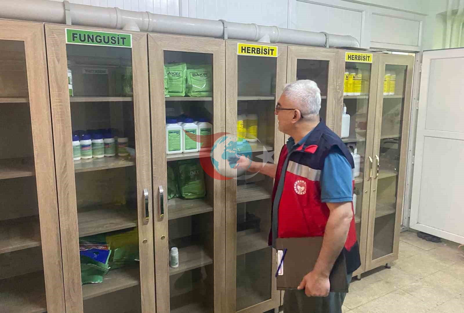 Gediz'de Bitki Koruma Bayileri Sıkı Denetim Altında