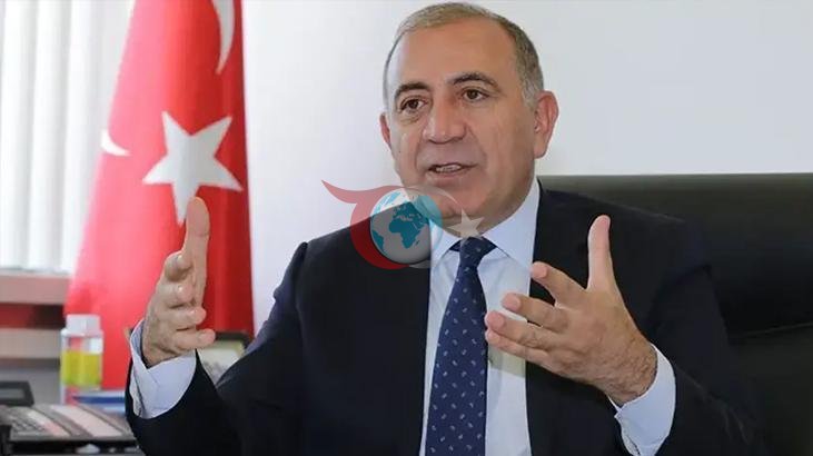 CHP İstanbul'da Yeni Dönem: Gürsel Tekin'in Görevine Son Verildi