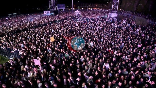 Müğənni Buray Əskişəhər Kültür Yolu Festivalında səhnəyə çıxdı