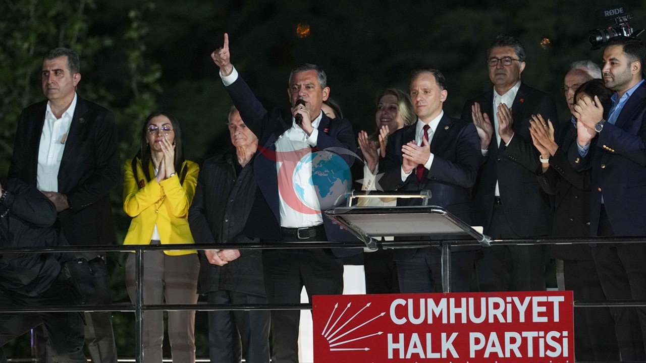 CHP Bosh qarorgohi oldida O'zg'ur O'zeldan kuchli xabar