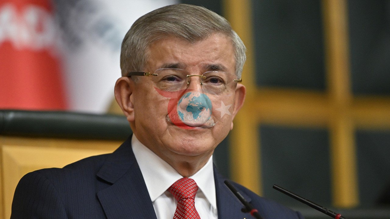 Ahmet Dawutoglunyň CHP kararyna täsin reaksiýa
