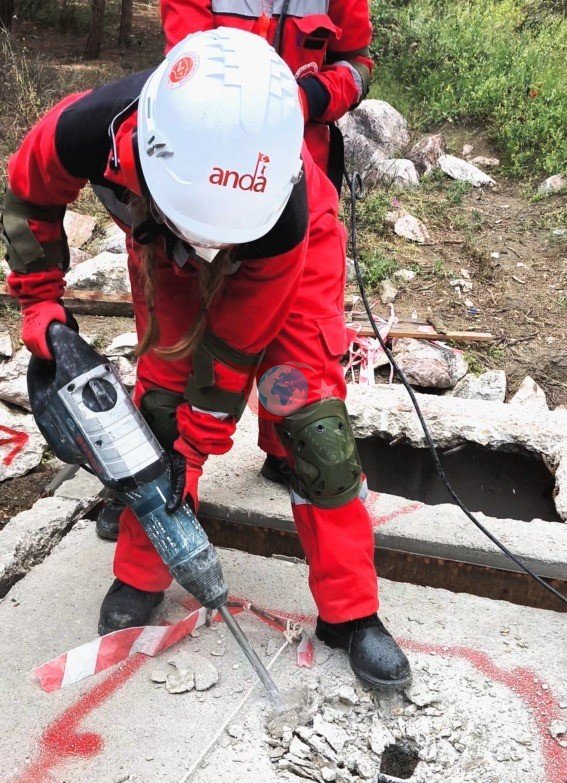 Bilecik'te ANDA'dan Etkileyici Deprem Tatbikatı