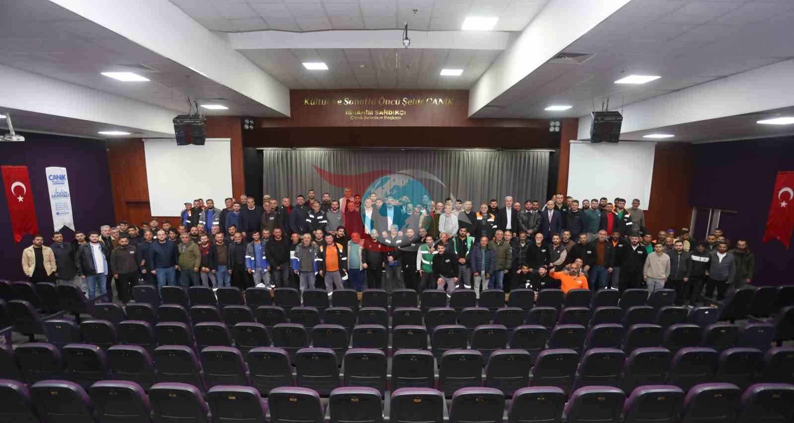 Canik Belediyesinden Çalışanlarına 5 Bin TL Bayram İkramiyesi