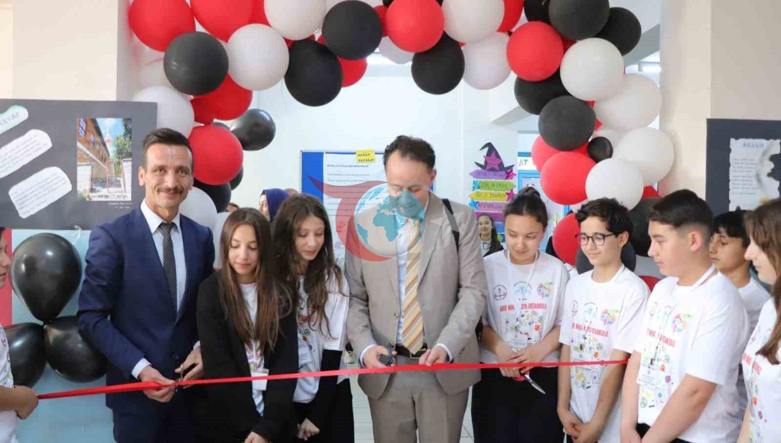 Bozüyük TÜBİTAK 4006-B bilim fuarı açıldı