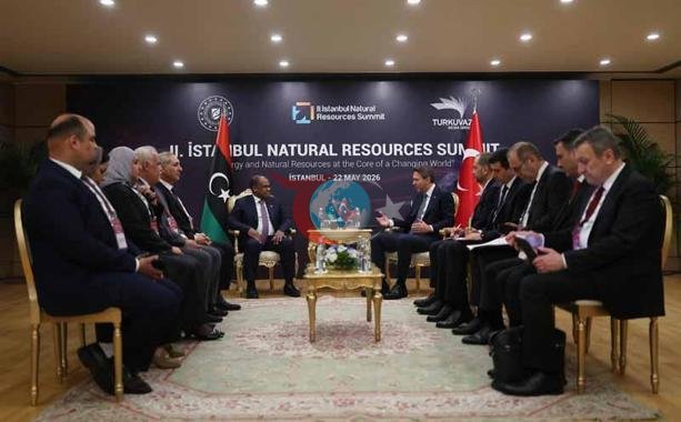 Bakan Alparslan Bayraktar, Libya Petrol ve Gaz Bakanı Abdülsadık ile görüştü