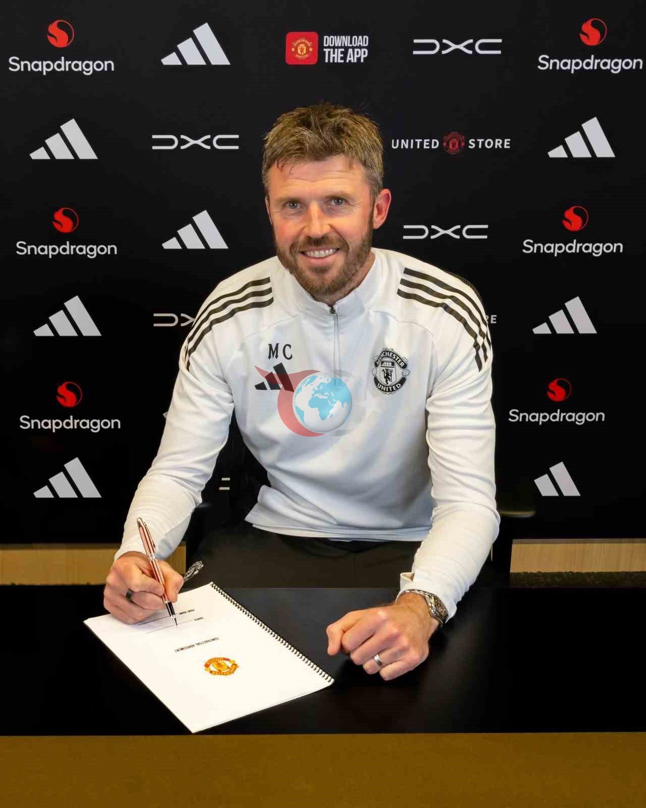Manchester United, Michael Carrick ile 2 Yıl Daha Devam Ediyor