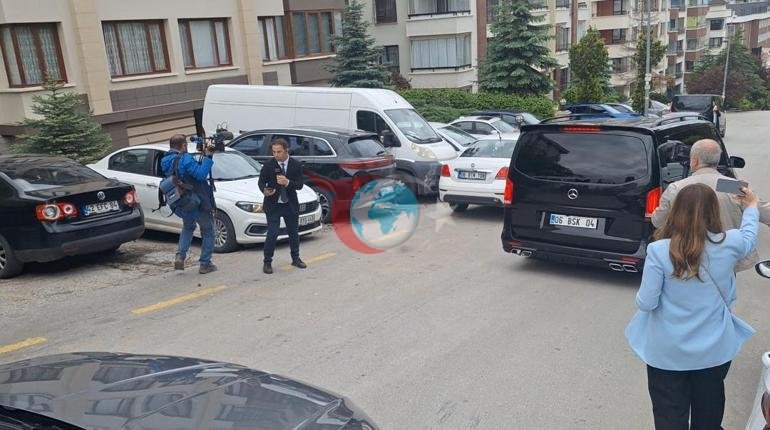 Kılıçdaroğlu, çalışma ofisine geçti