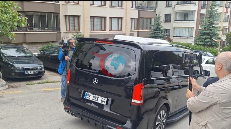 Kılıçdaroğlu, çalışma ofisine geçti