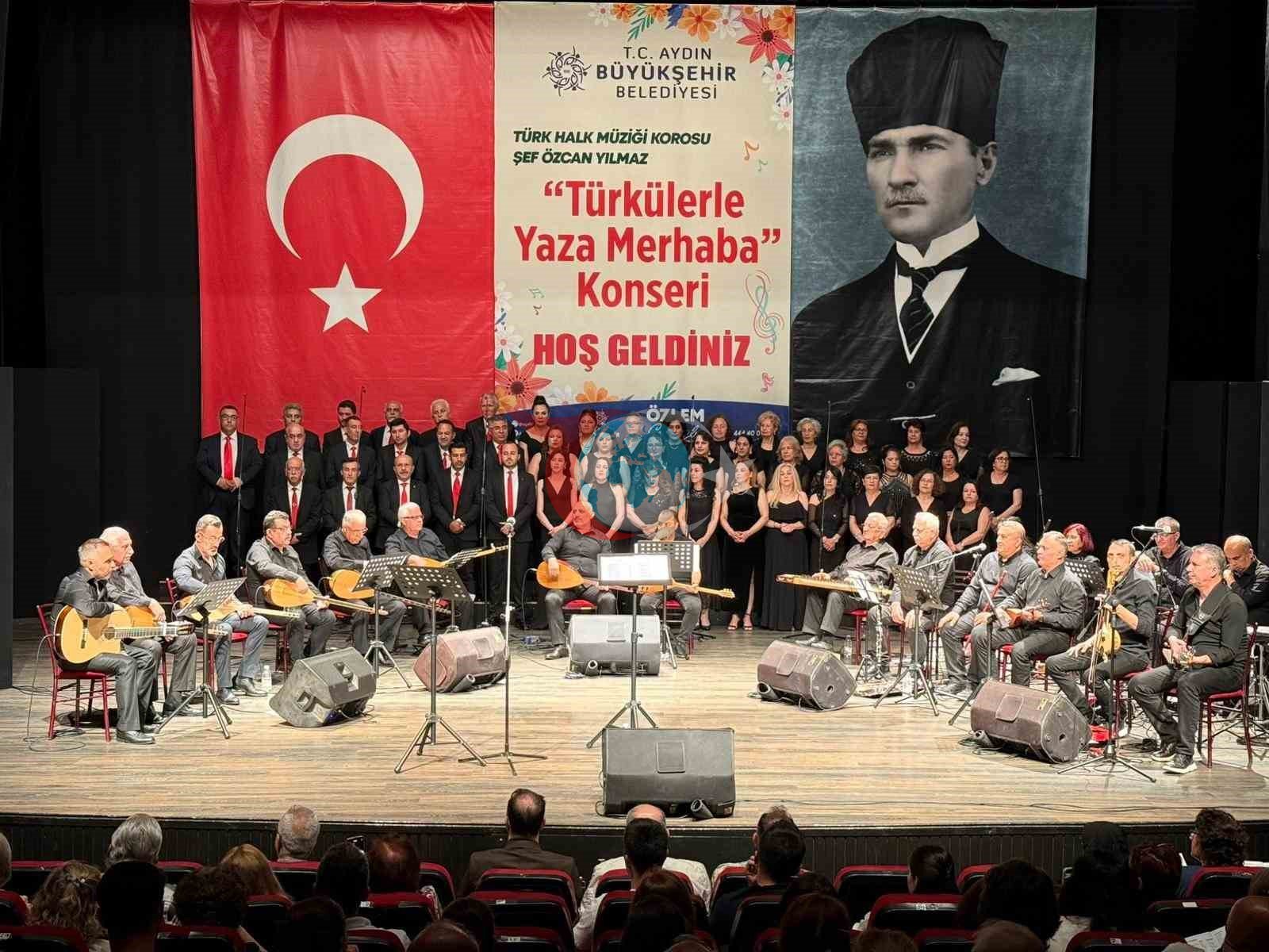Aydın'da Türkülerle Yaz Coşkusu: Büyükşehir'den Unutulmaz Konser