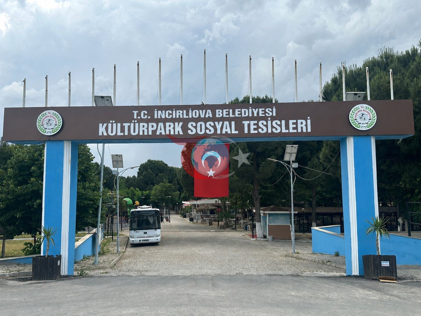 İncirliova Belediyesi Kültür Park'ın Tapusunu Aldı