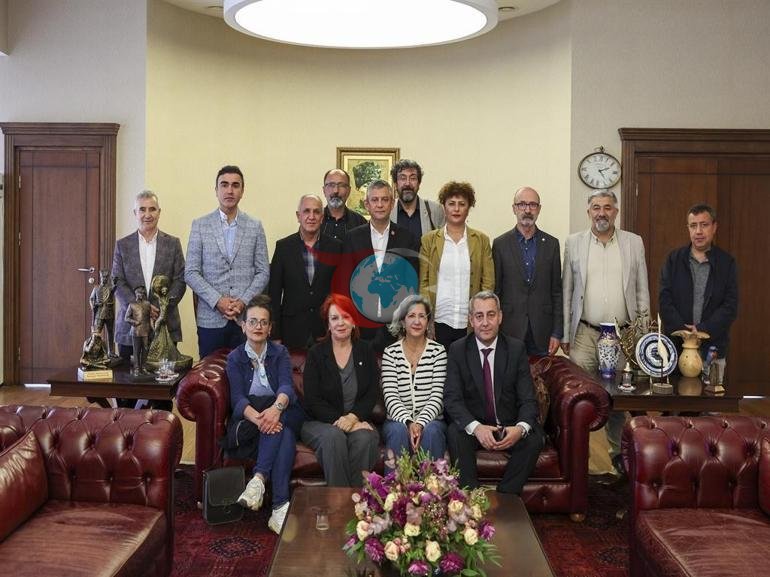TİP төрагасы Баш жана профсоюздардын ЖЭБге сапары