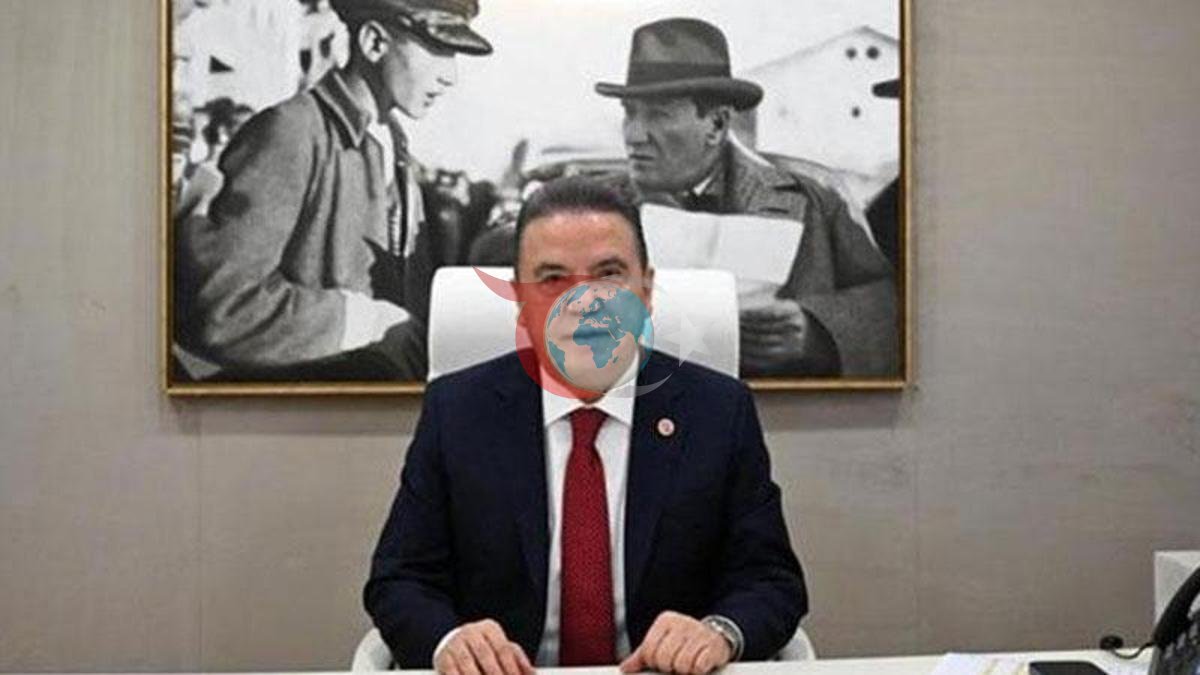 Antalya Belediye Başkanı Böcek'e Ev Hapsi Kararı