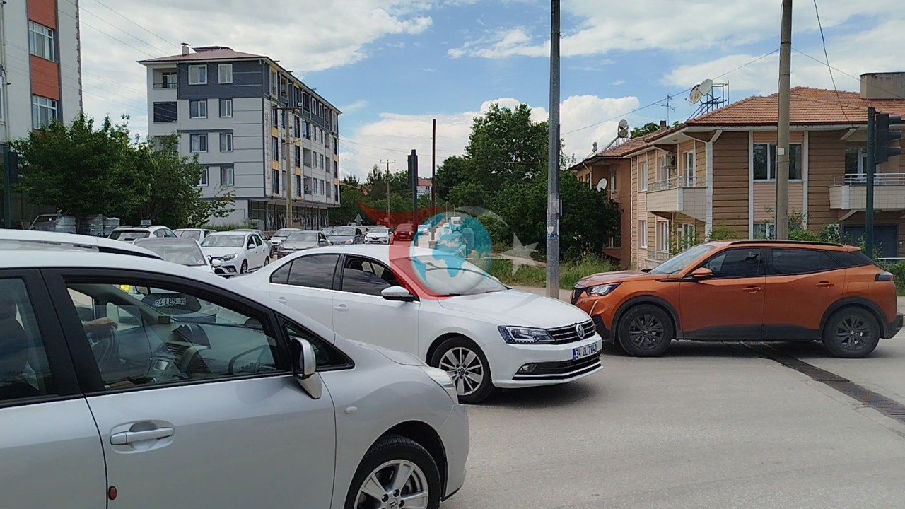 Bayram yolculuğu başladı: Yollarda yoğunluk arttı