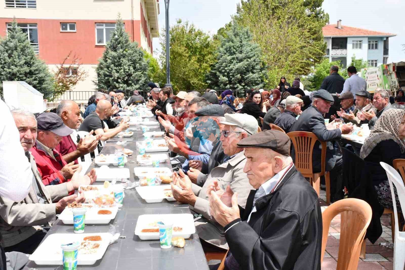 Beylikova'da Yağmur Duası ve Şükür Etkinliği Düzenlendi
