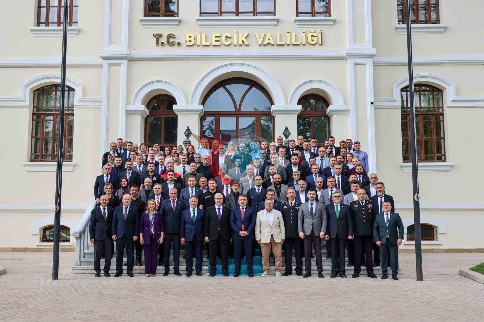 Biləcikdə bayram coşğusu: Vali Sözer və Protokol Birlikdə