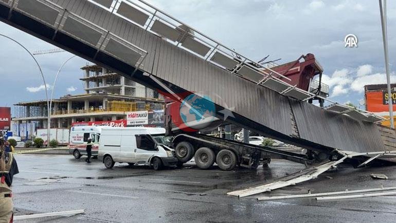 Ankarada feci kaza Kamyon üst geçide çarptı: Yaralılar var