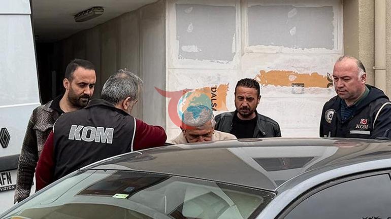 Akçakoca Belediye Başkanı Fikret Albayrak, irtikap suçundan tutuklandı.