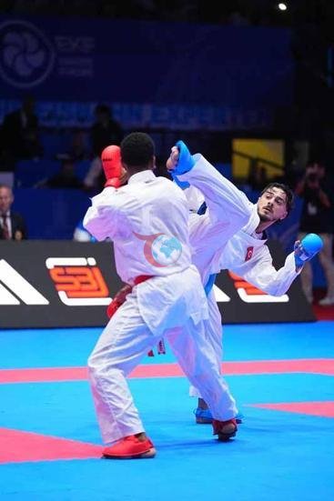 Ömer Faruk Yürür büyüklerde kariyerinin ilk altın madalyasını kazandı