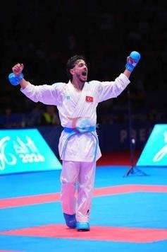 Omer Faruk Yürür kattalar o'rtasidagi karerasidagi ilk oltin medalni qo'lga kiritdi
