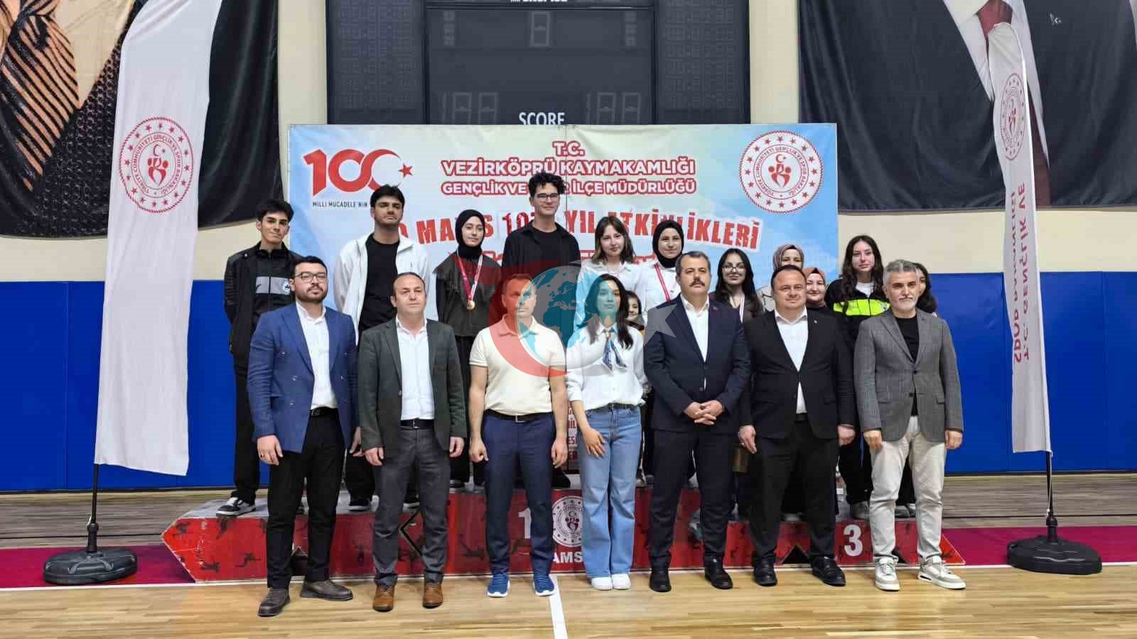 Vezirköprü'de Liseliler Münazara Yarışmasında Buluştu