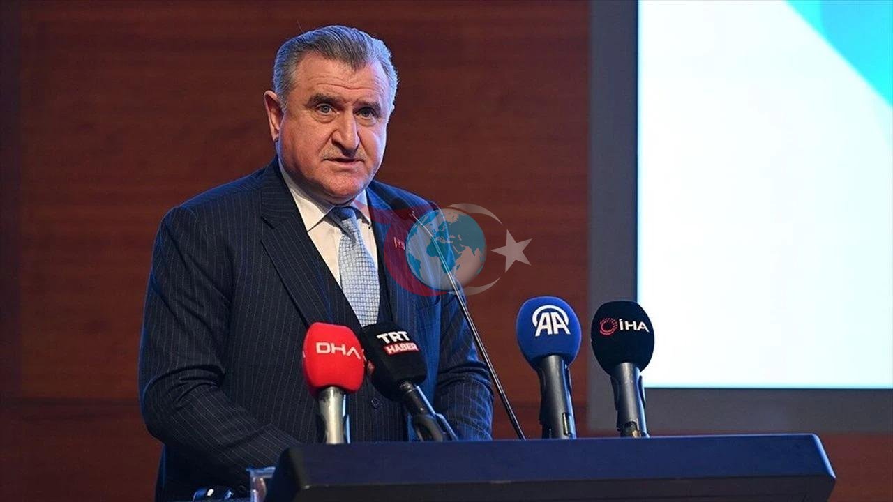 Gençlik ve Spor Bakanı'ndan Galatasaray'a Tebrik Mesajı