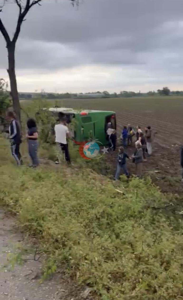 Son dakika... Çanakkalede otobüs devrildi: Çok sayıda yaralı var