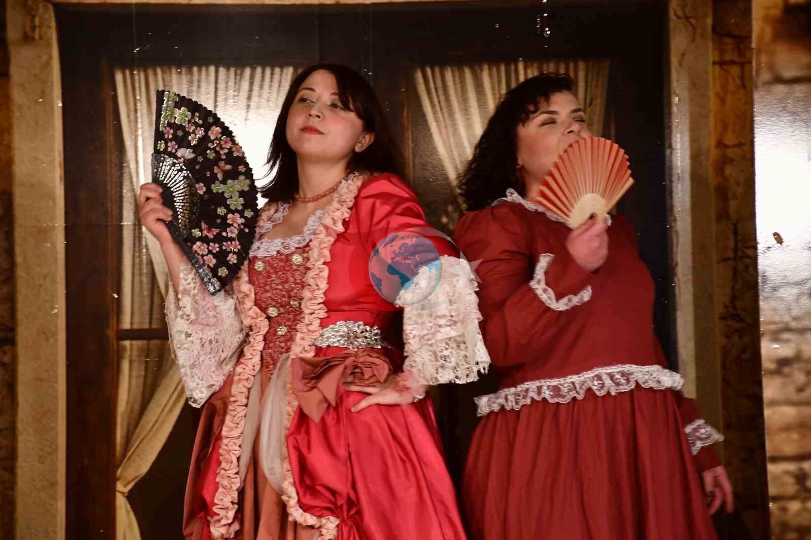 Patnosdagi teatr kechasi tomoshabinlarning olqishlariga sazovor bo'ldi