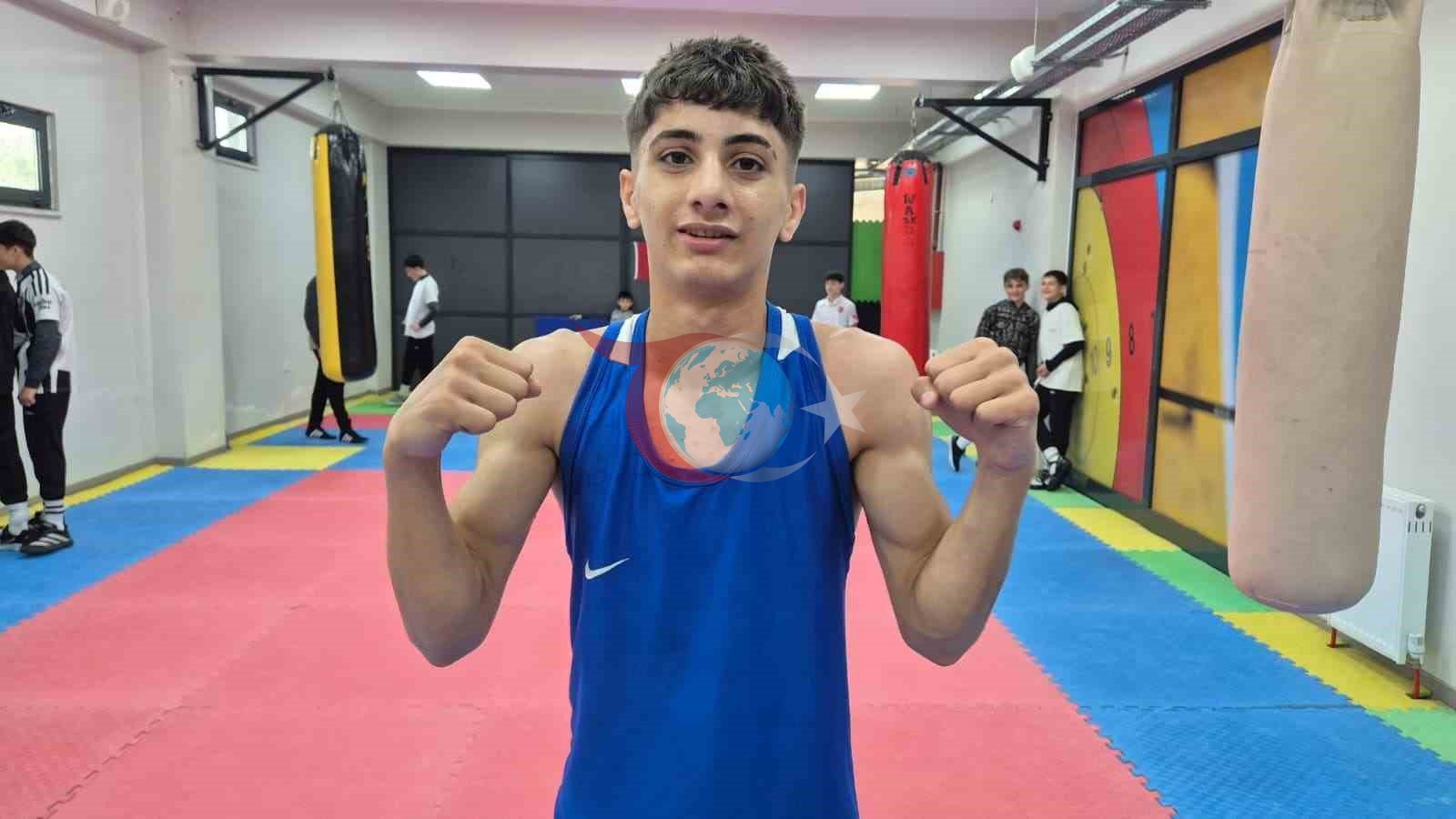 Genç boksör Azat Kaya, Türkiye şampiyonu oldu