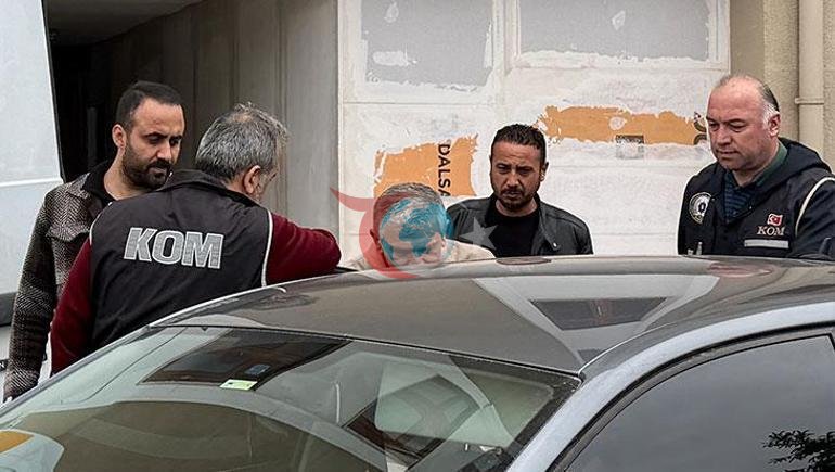 Son xəbərlər... Düzce Akçakoca Bələdiyyə Başçısı Fikrət Albayrak vəzifəsindən uzaqlaşdırıldı