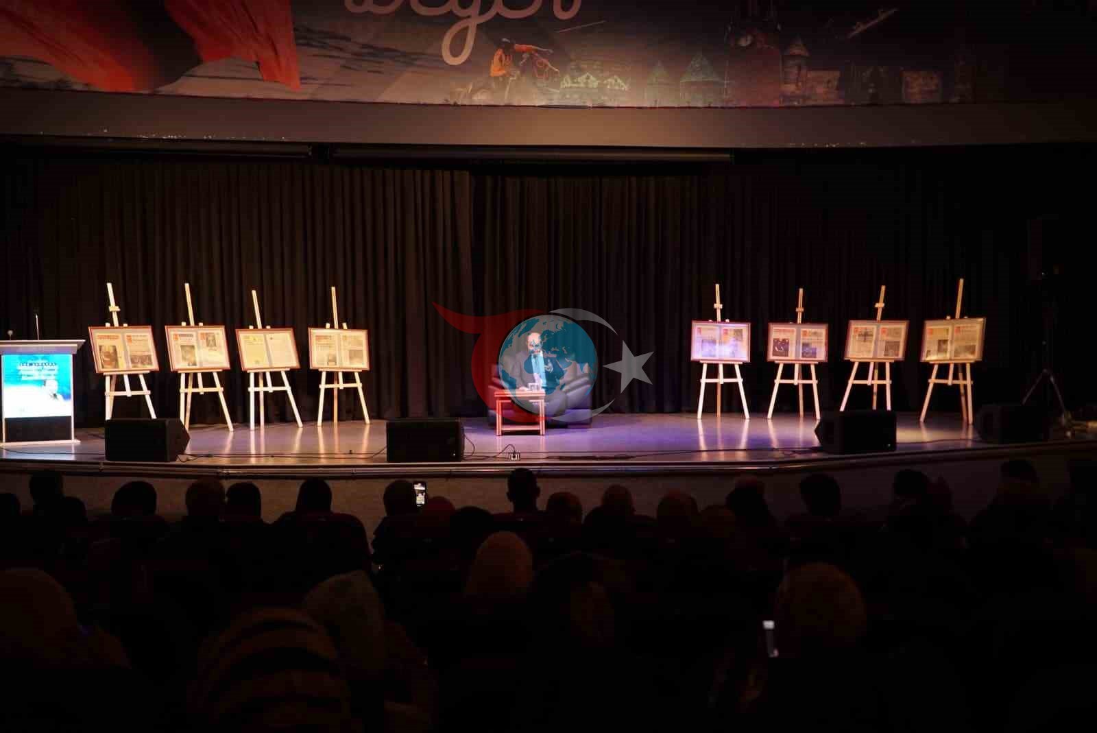 Erzurum'da Necip Fazıl Kısakürek'e Yoğun İlgi Gösteren Program