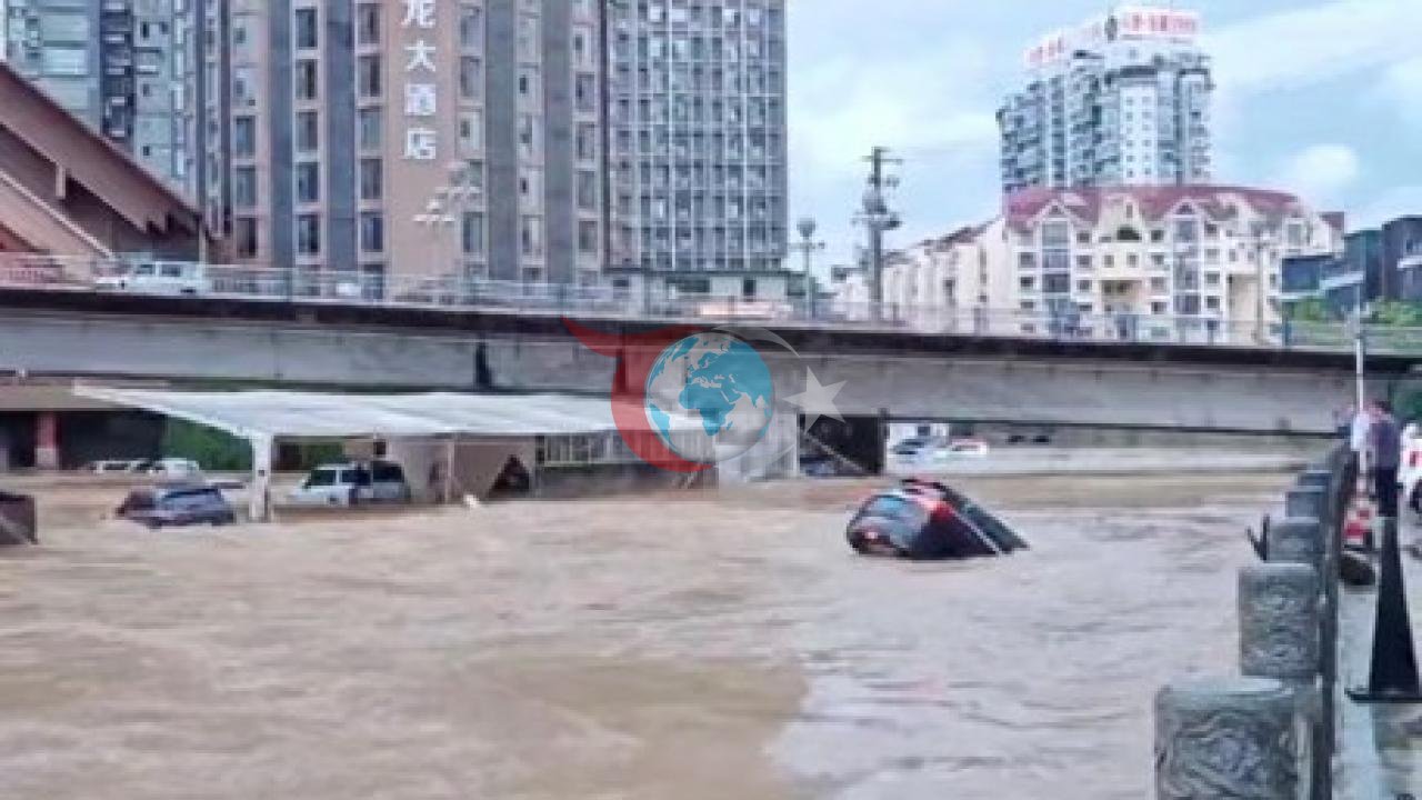 Çin'de Şiddetli Sel: 9 Kişi Hayatını Kaybetti