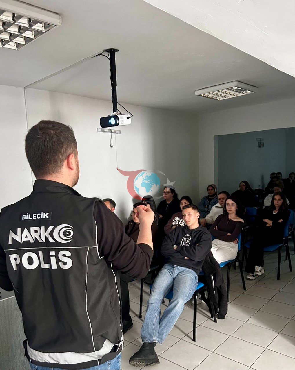 Bilecik'te NARKOREHBER Eğitimi: Güvenlik Görevlilerine Bilgilendirme