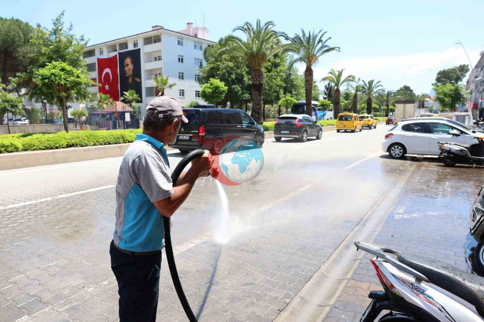 Marmaris Belediyesi Bayram Süresince Nöbetçi Ekiplerle Sahada