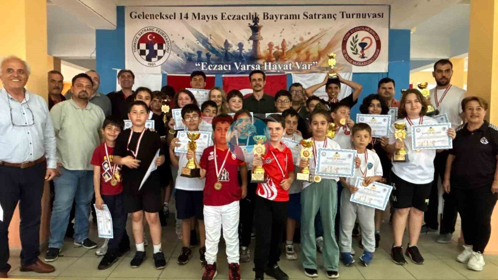 Küşt höwesjeňleri Köýçeğizde duşuşdy: Turnir höwesi