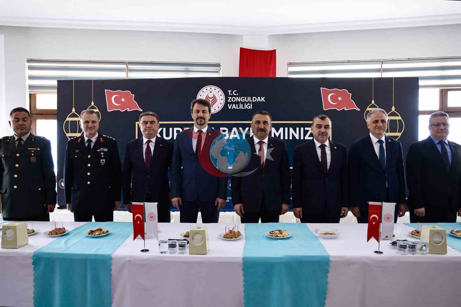 Zonguldak&rsquo;ta protokol bayramlaştı