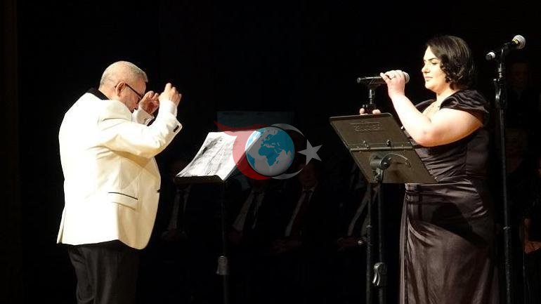Həkim, tibb bacısı və xəstəxana işçilərindən türk xalq musiqisi konserti
