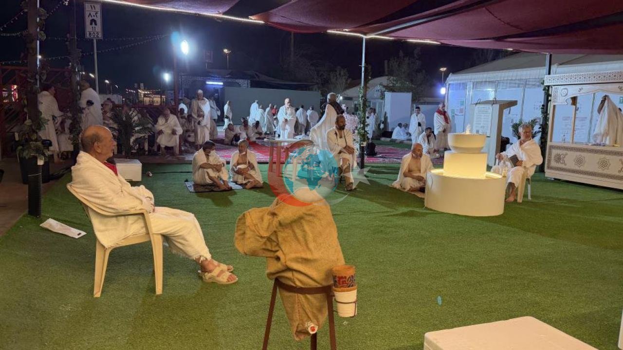 Arafat'ta İki Milyon Müslüman Manevi Yolculuğa Çıktı