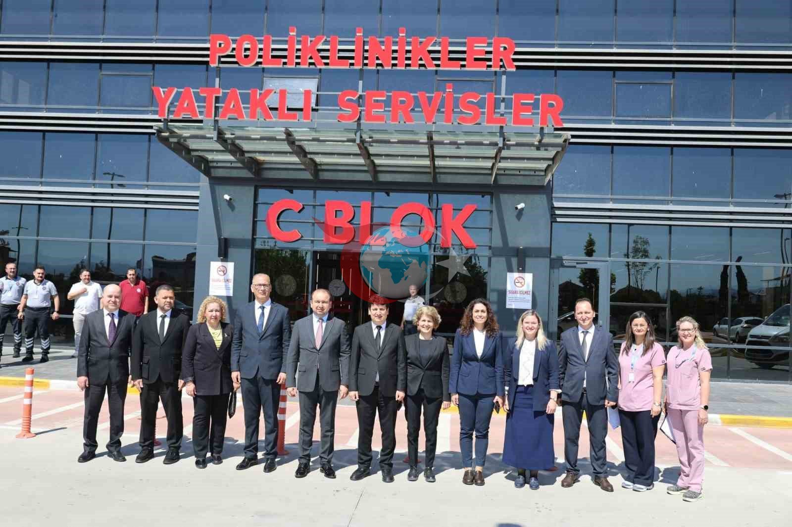 Aydın İl Sağlık Müdürü Şenkul'dan Bayramda Hastane Ziyareti