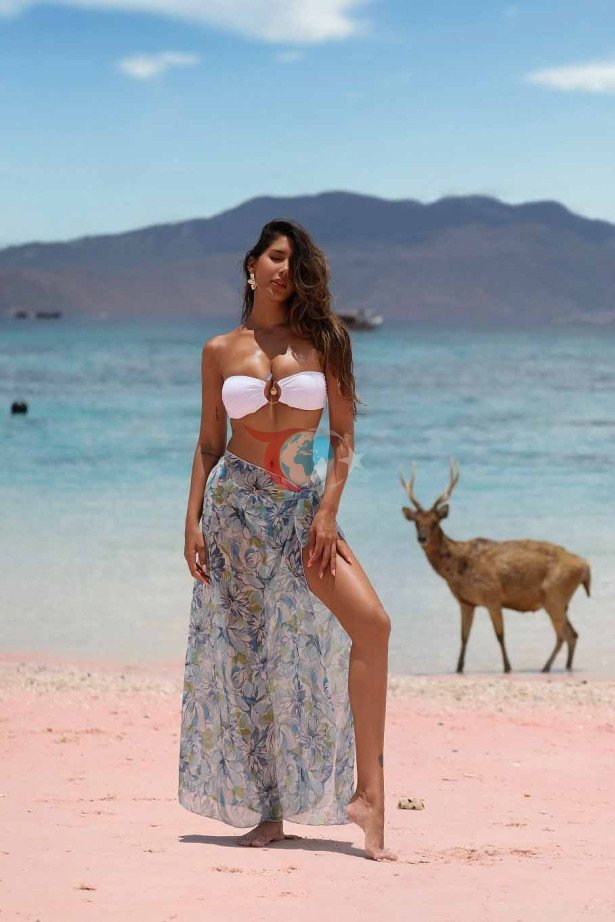 Lapieno Beach Wear'ın yaz koleksiyonunu İspanyol model Panakal, tanıttı - Resim : 2