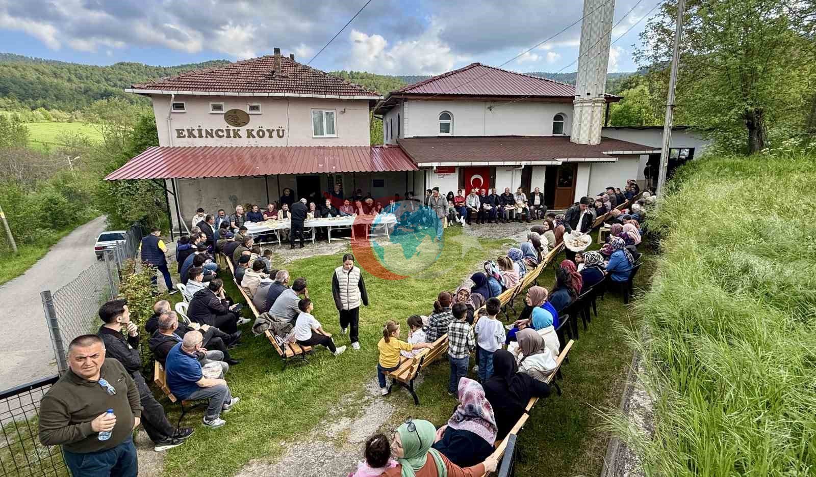 Ekincik Köyünde Yüzyıllardır Süren 'Ziyrat' Geleneği