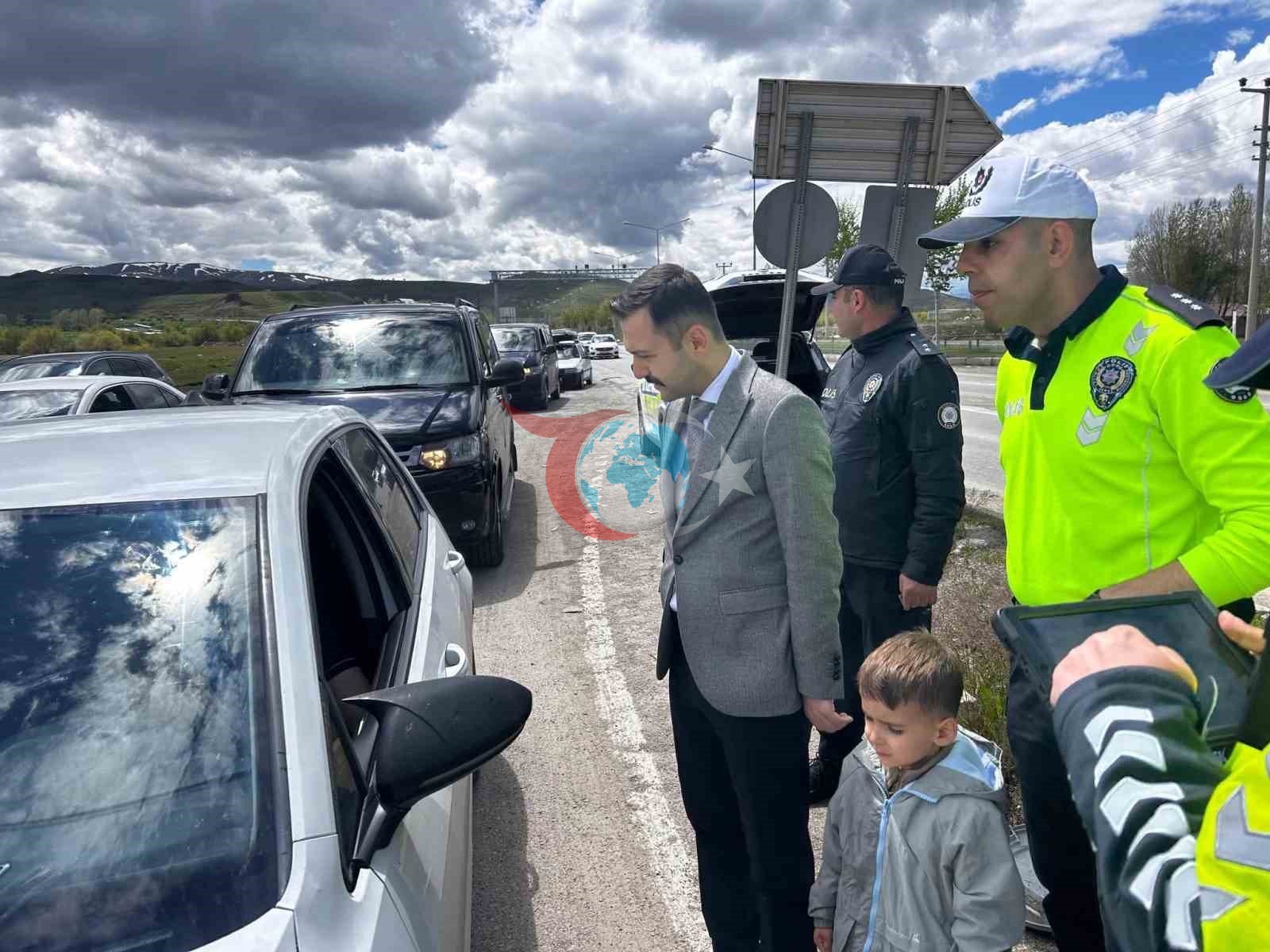 Bölgə Baş məmuru Emre Oğuztürk yol yoxlamasına qatıldı