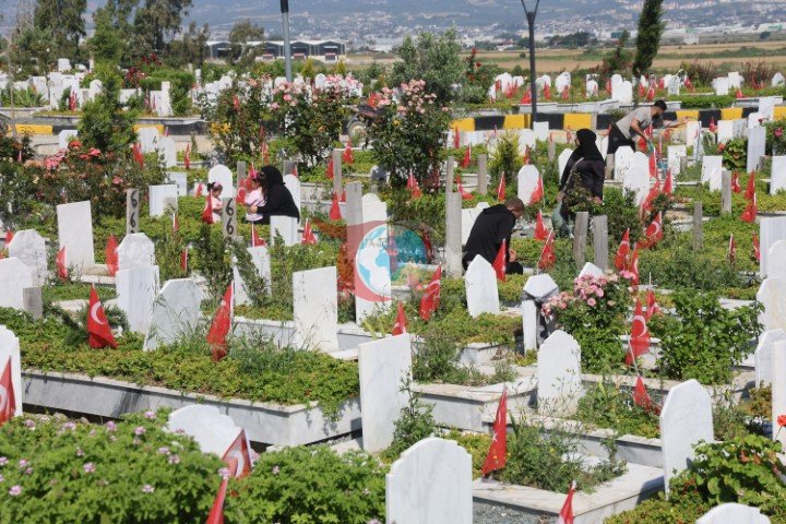 Hatayda zəlzələdə acı bir Qurban bayramı=