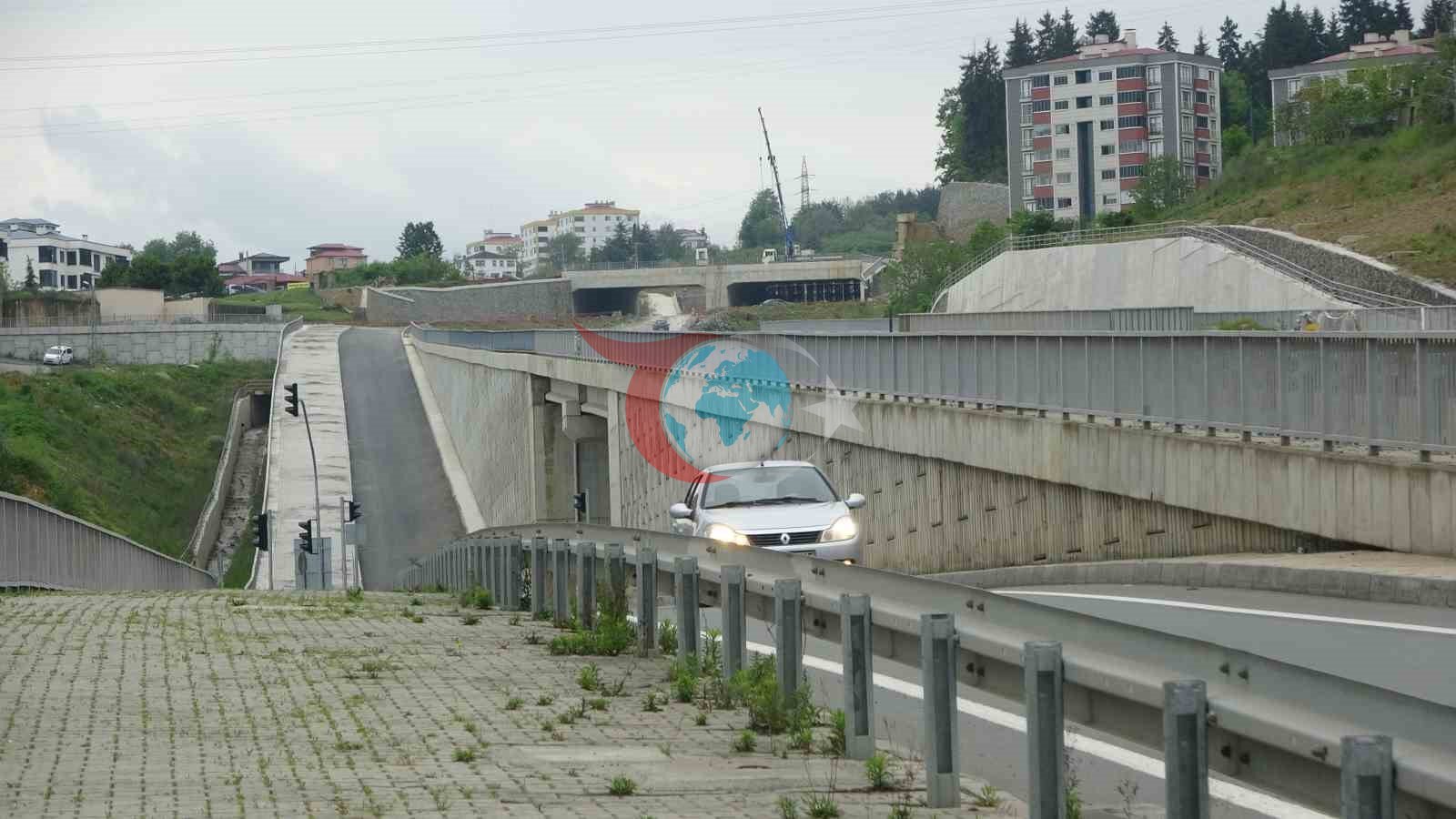 28 kilometre uzunluğundaki Kanuni Bulvarının 20 kilometrelik kısmı ulaşıma açıldı