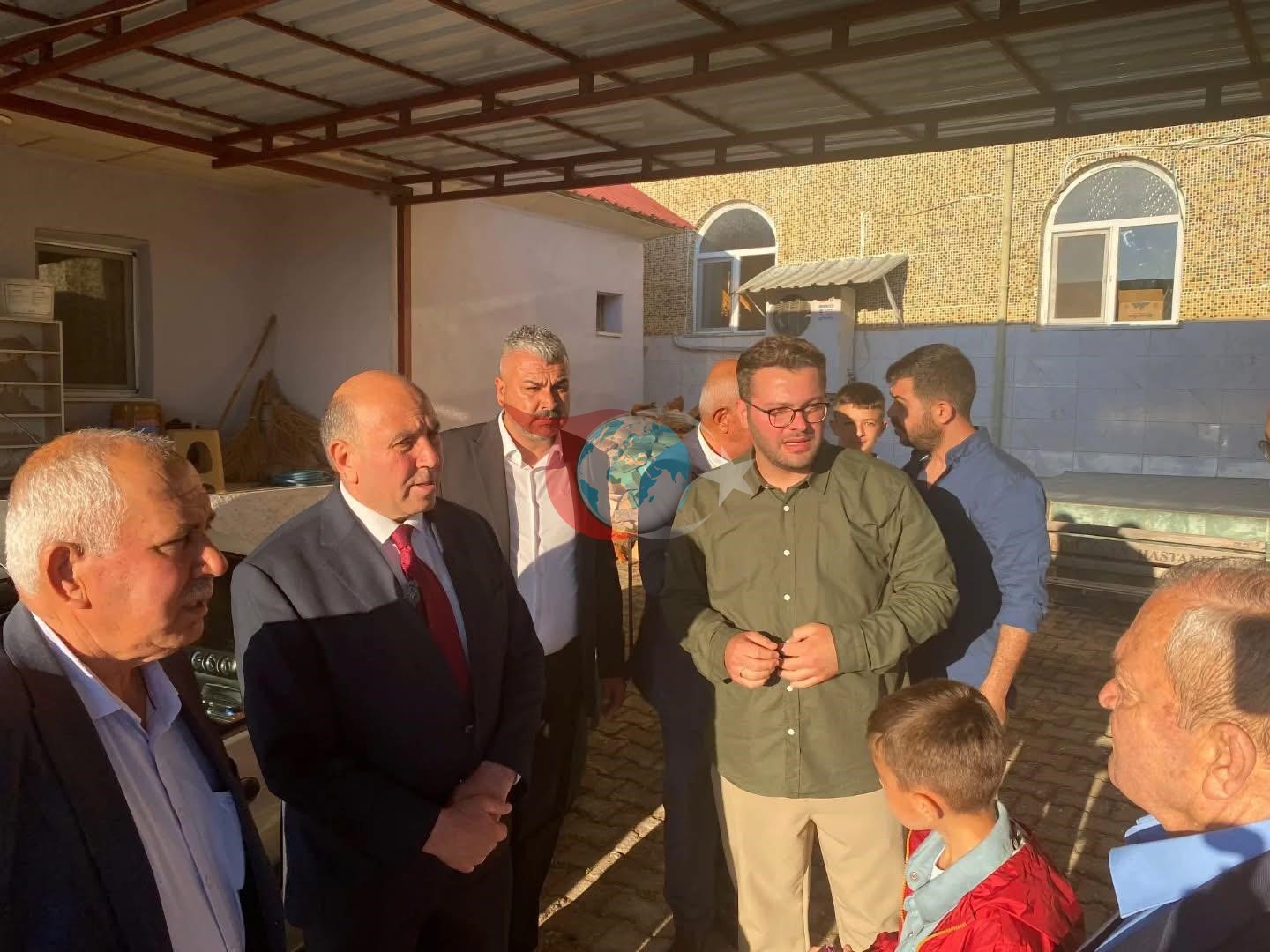 Başkan Akdeniz bayram namazını Afşar Mahallesi&rsquo;nde kıldı