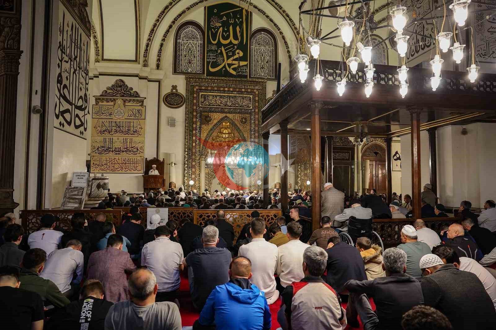 Başkan Vekili Şahin Biba, Yabancı Öğrencilerle Bayramlaştı