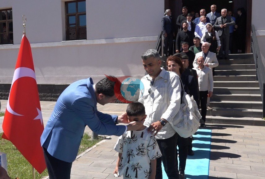 Tunceli'de Coşkulu Kurban Bayramı Buluşması
