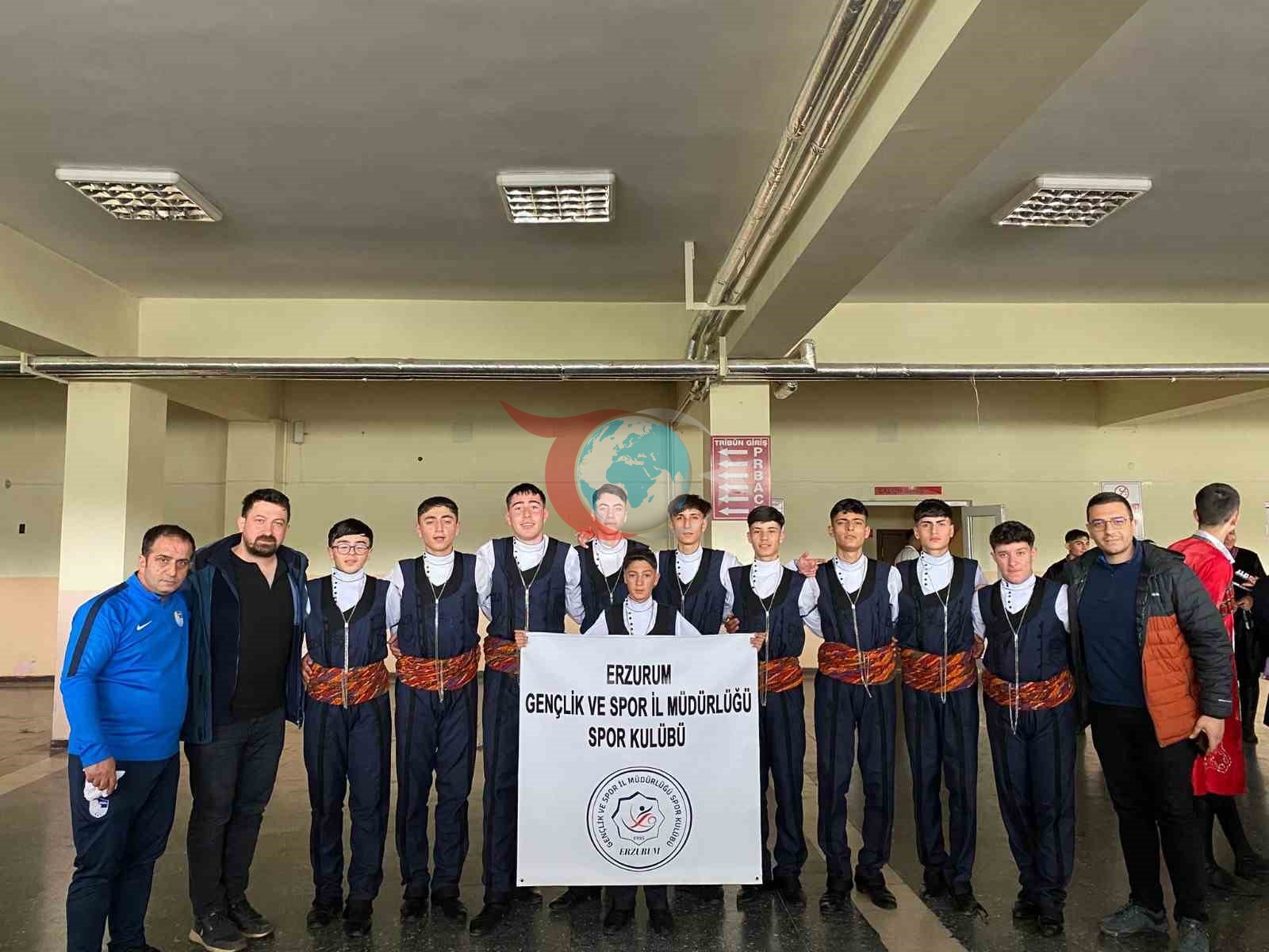 Erzurum'da Halk Oyunları Şampiyonası: EKTUD ve Gençlik Spor Zirvede