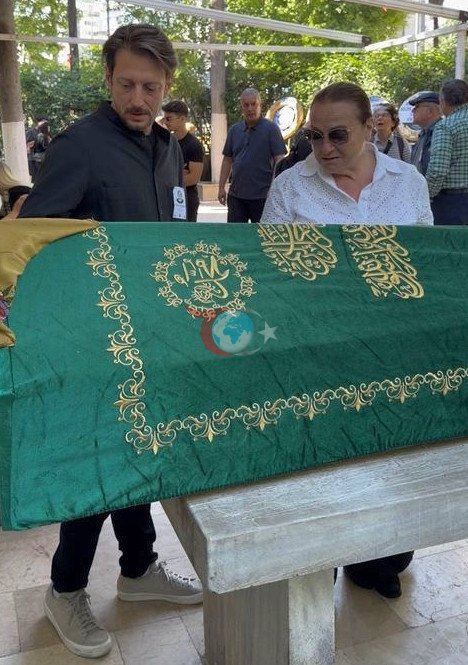 The beloved actor was shaken with great pain