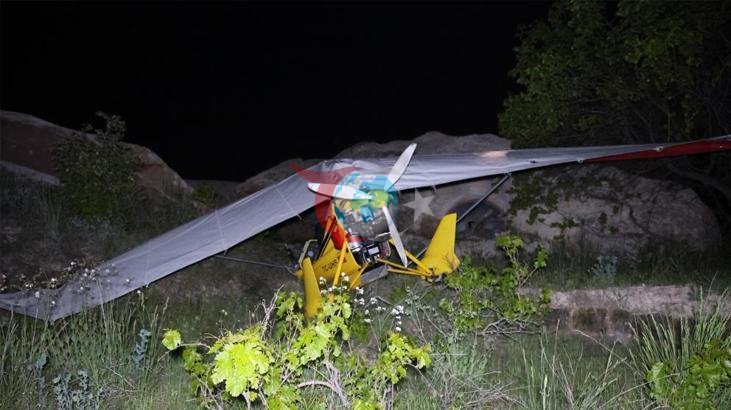 Kapadokya'da Microlight Zorunlu İnişi: Pilot ve Yolcu Yaralandı