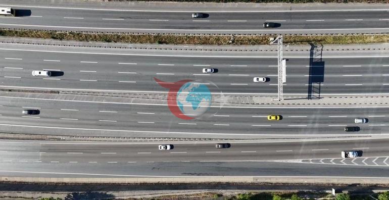 Kurban Bayramı’nda İstanbul bomboş kaldı TEM Otoyolu ve Mahmutbey mevkiindeki sakinlik
